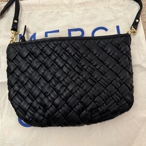 Clare V Black Puffy Woven Petite Moyen Crossbody
